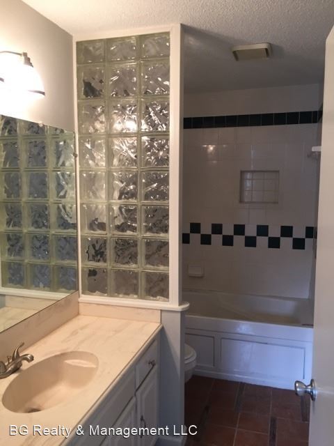 Foto del edificio - 3 br, 2 bath House - 132 E Pamela