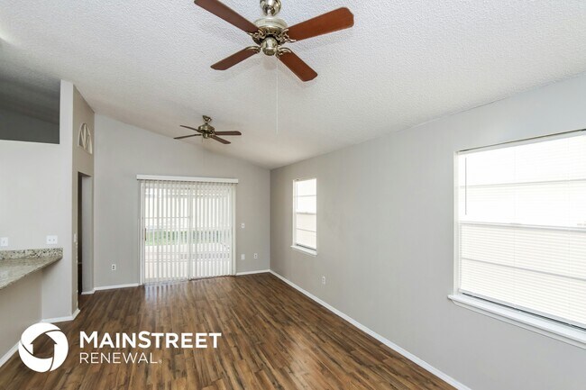 Foto del edificio - 1366 Whaling Ave SE