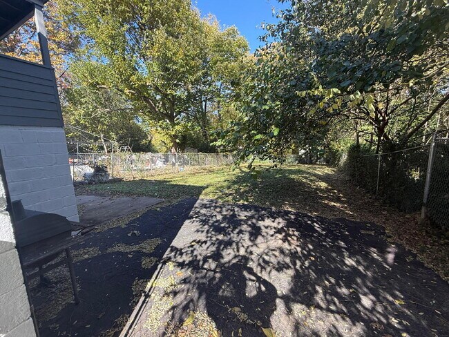 Foto del edificio - Charming 2-Bedroom Home for Rent in Jennin...