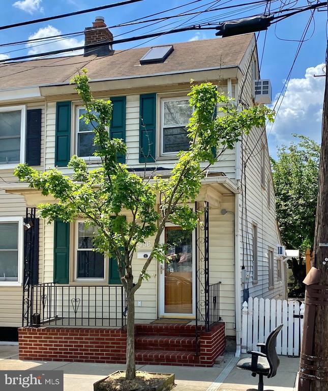 Primary Photo - 436 Prince St