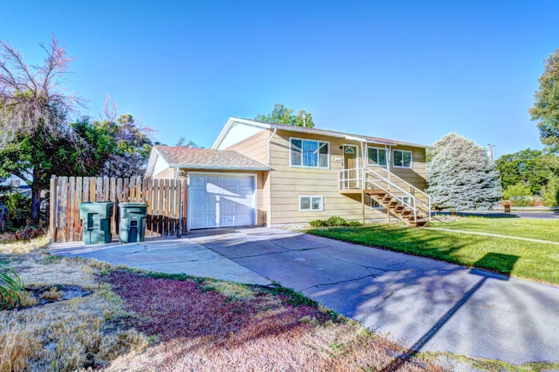 Primary Photo - 2801 Hall Ave