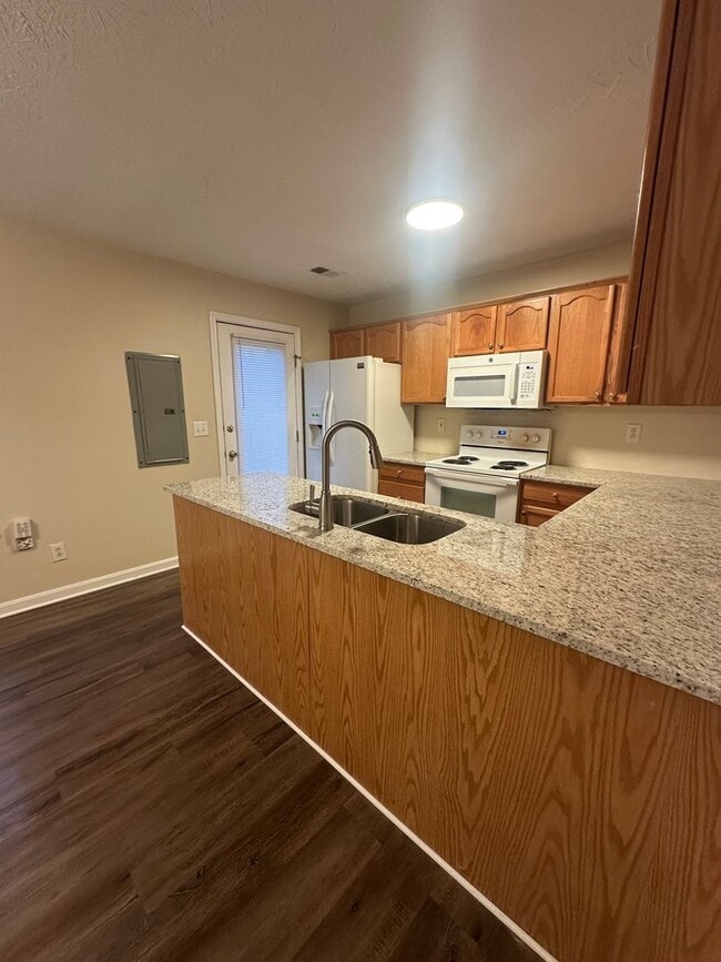 Photo - 2 bedroom 2.5 bath townhouse