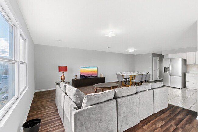 Foto del edificio - UrbanNest XL: Sleeps 13+