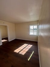 Building Photo - 16217 Prairie Ave