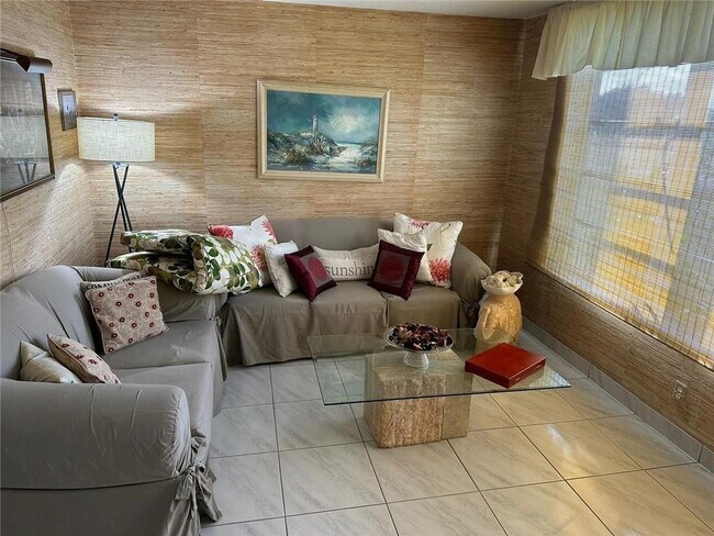 Foto del edificio - 2671 S Course Dr