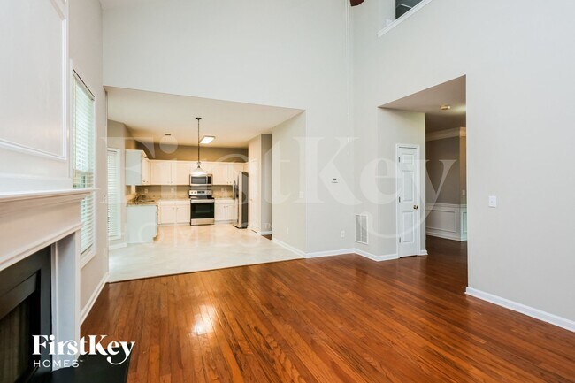 Foto del edificio - 2410 Kirkstone Dr