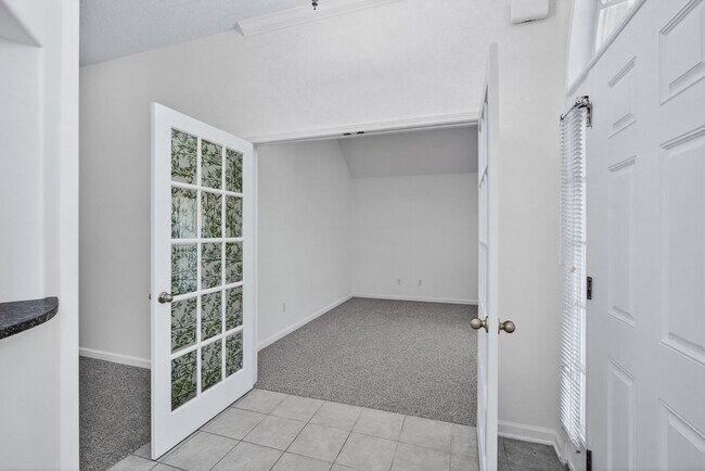 Foto del edificio - 568 Marshview Dr