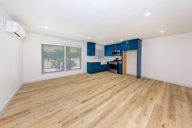 Foto del edificio - 1827 E Ocean Blvd