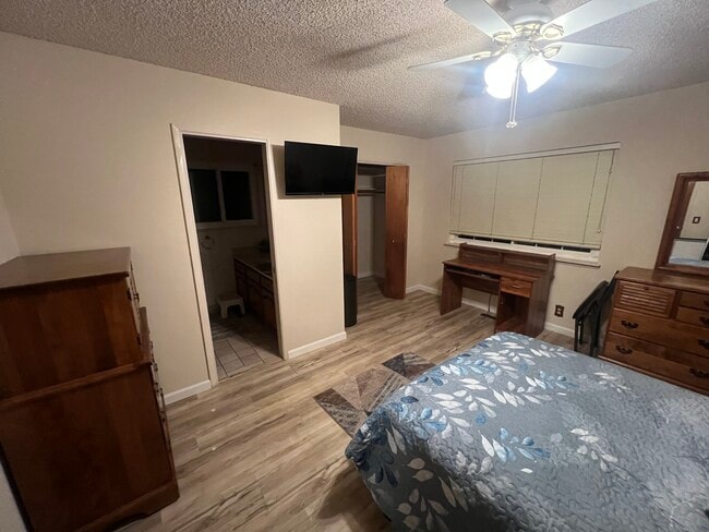 Building Photo - 1597 Lietz Ave