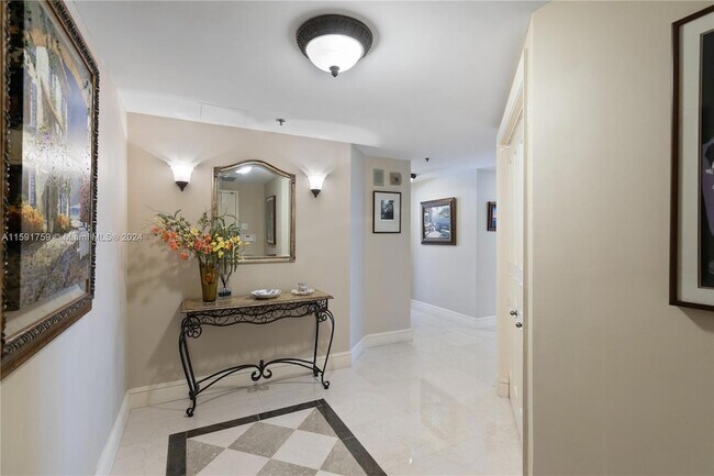 Building Photo - 251 CRANDON BLVD Unit 410