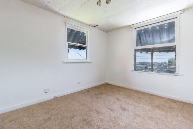 Foto del edificio - Charming 1 Bedroom Unit!! Must See!