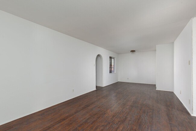 Foto del edificio - Great Single Story Home with Large Fenced ...
