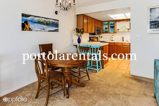 Foto del edificio - 3036 Buckingham Ln