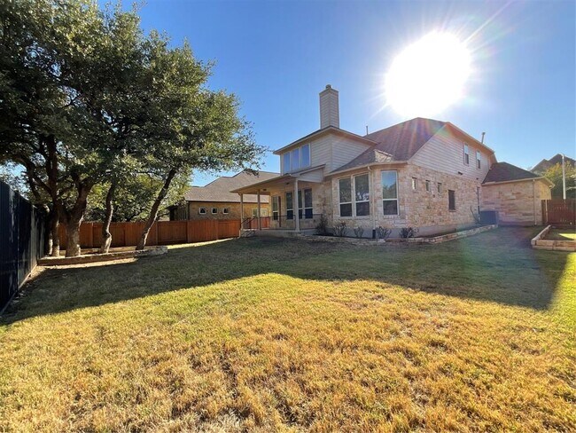 Foto del edificio - 410 Cheyenne Ln