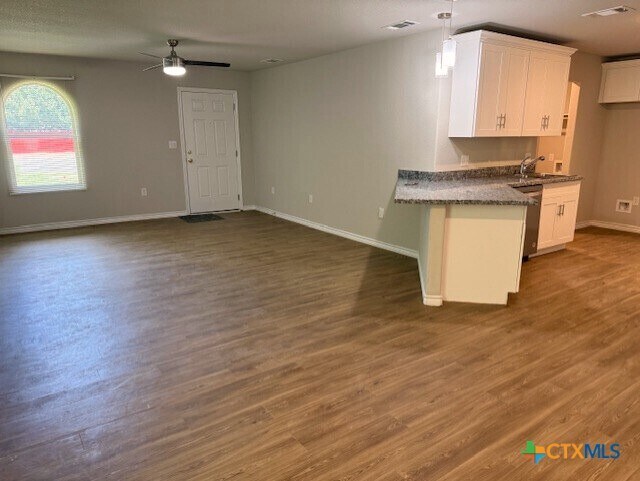 Foto del edificio - 2410 Westcliff Rd