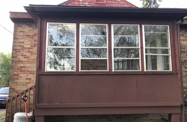 Building Photo - 1809 Jackson Ave-Unit 2