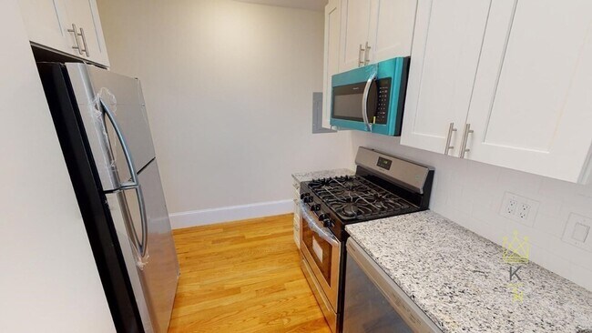 Foto del edificio - 672 Washington St