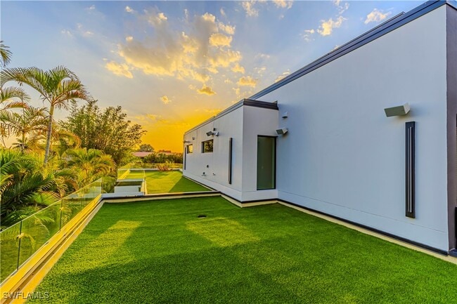 Building Photo - 1100 Sandpiper St