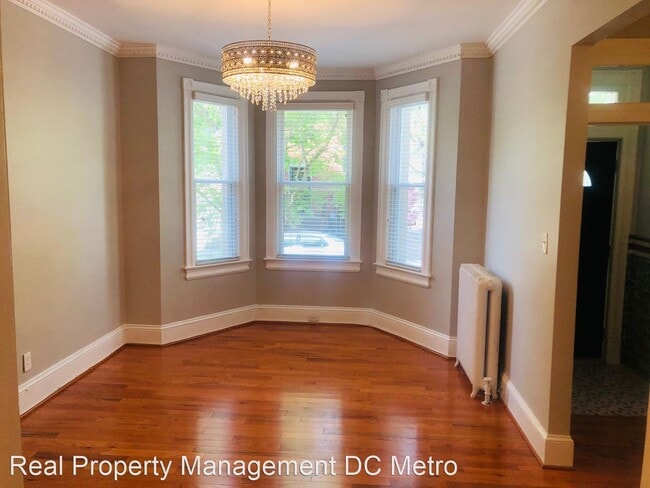 Building Photo - 3 br, 2.5 bath House - 609 Elliott Street NE