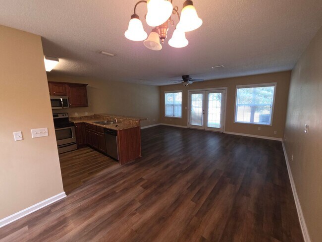 Foto del edificio - 435 Sandy Oak Dr