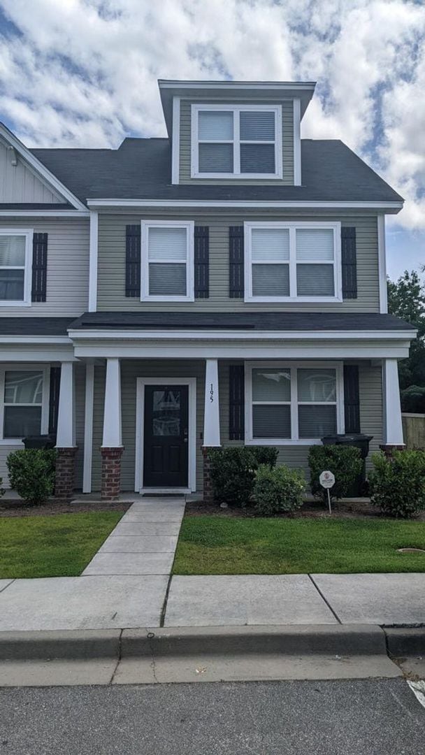 Building Photo - 195 Woodward Rd