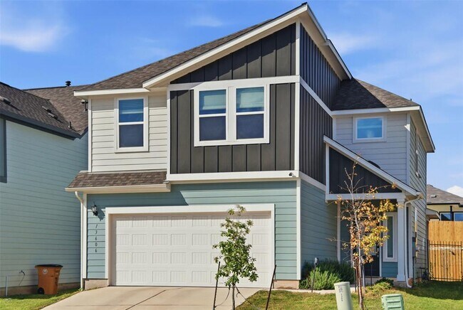 Building Photo - 13606 Long Is Dr