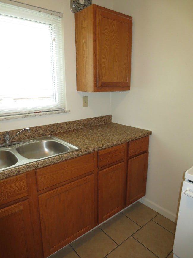 Roselawn Apartments Apartments Cincinnati, OH