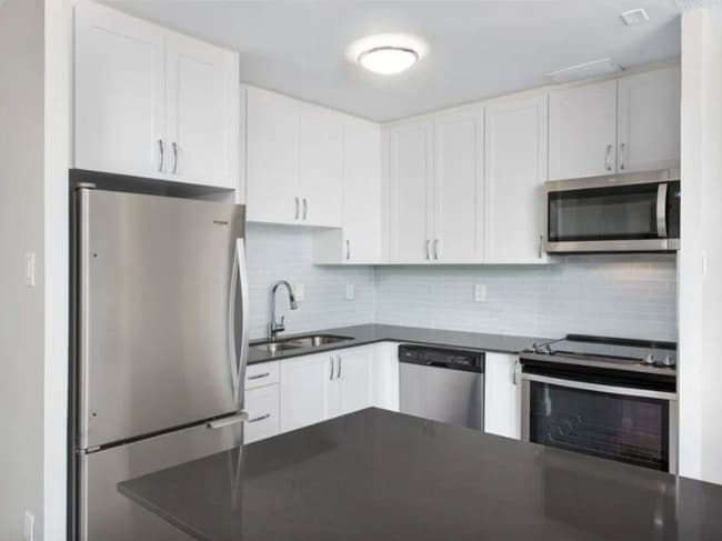 Interior Photo - 3045 Queen Frederica Drive