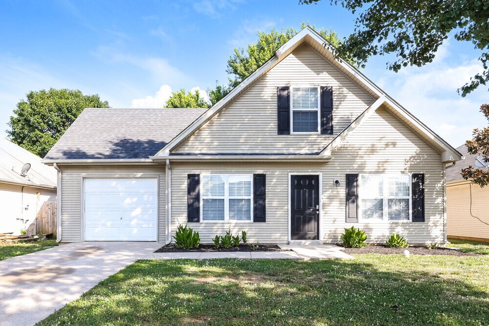 Foto principal - 2728 Painted Pony Dr