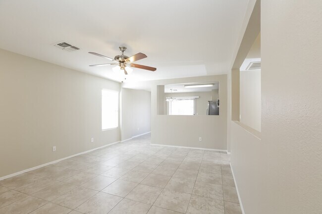 Building Photo - 15561 W Acapulco Ln