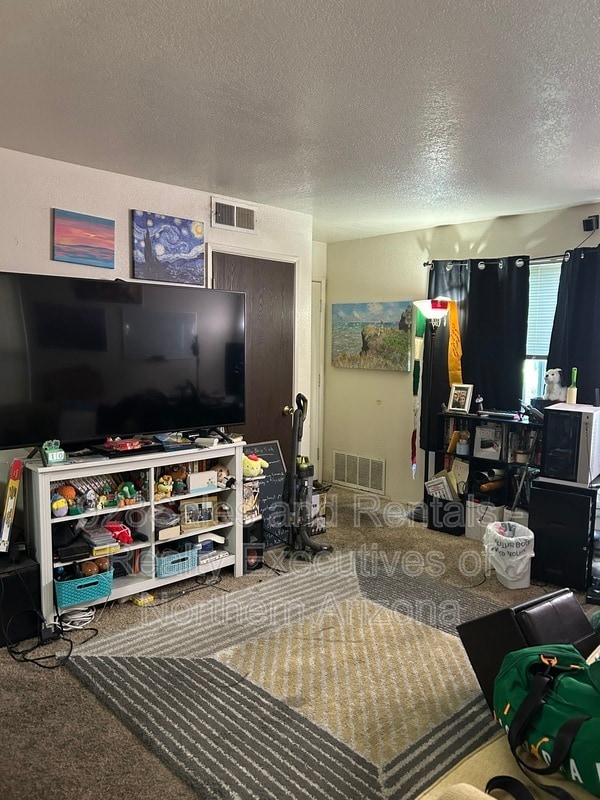 Photo - 1200 S Riordan Ranch St Apartment