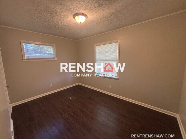 Foto del edificio - 4253 Argonne St