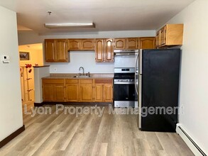 Building Photo - 50 Hedley Ave