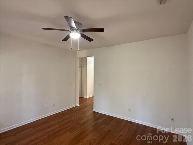 Building Photo - 7033 Somerset Springs Dr