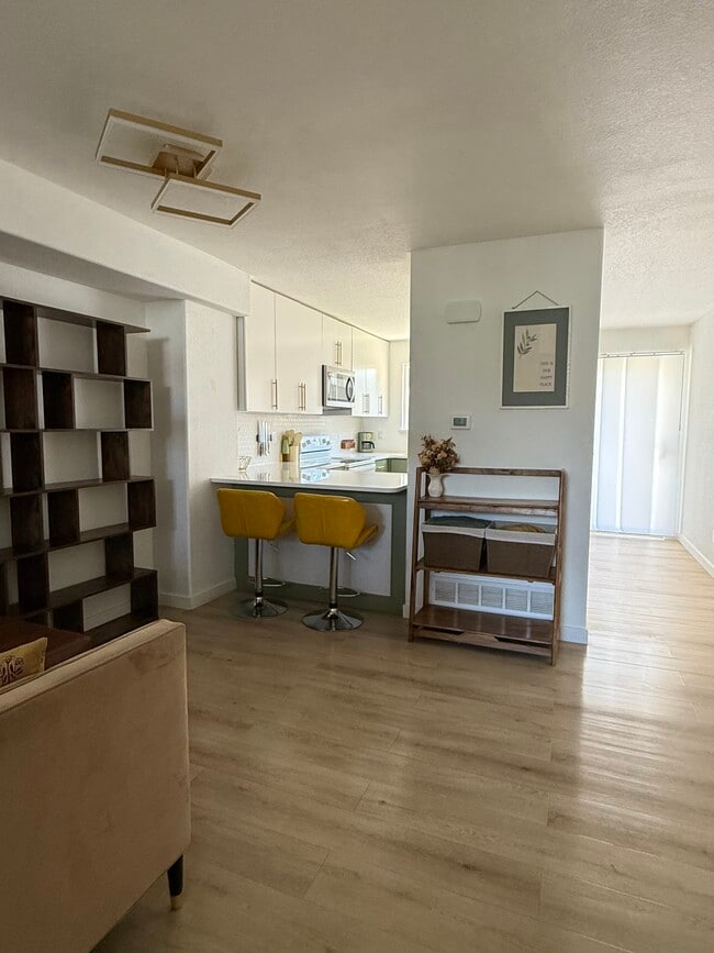 Foto del edificio - 1885 S Quebec Way