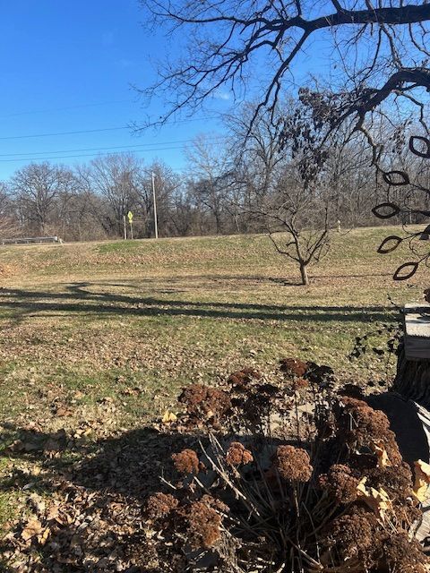 Foto del edificio - 13810 Byars Rd