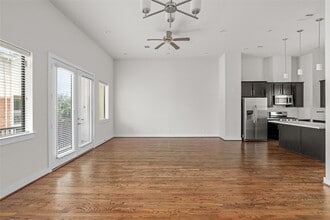 Building Photo - 3409 Kensington Yellow Pl