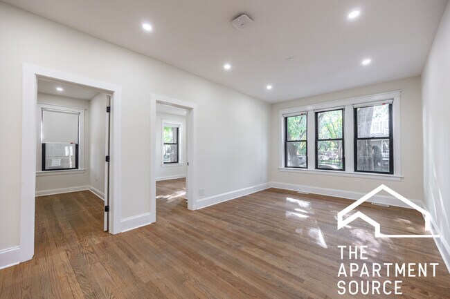 Foto del edificio - 4638 N Hamilton Ave