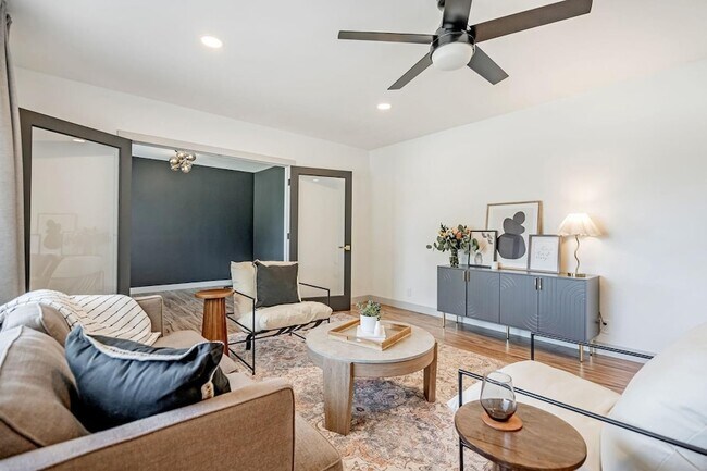 Foto del edificio - 7018 N 13th St