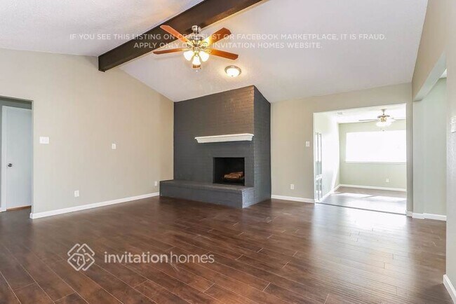 Building Photo - 713 Ridgewood Cir