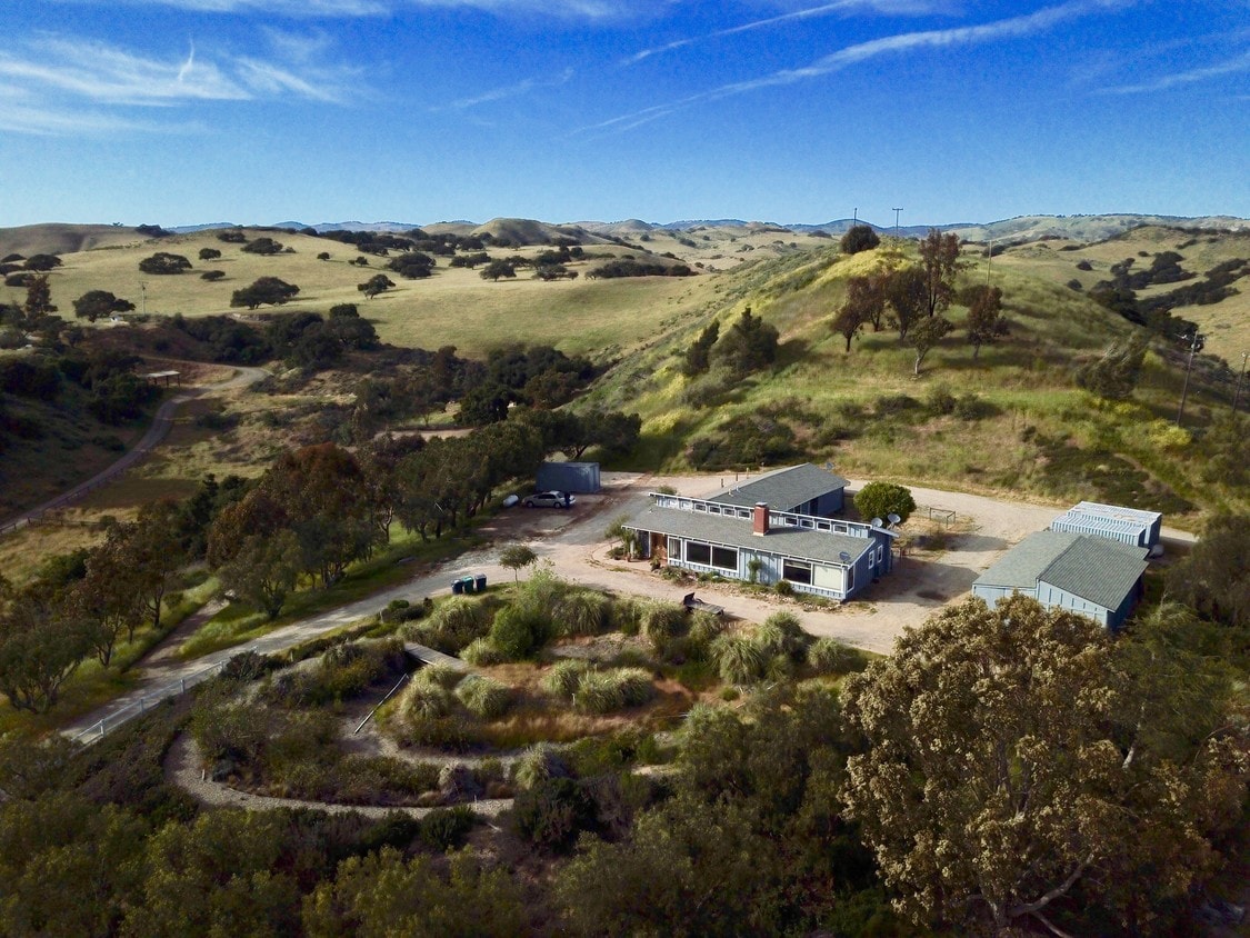 1467 W Highway 246, Buellton, CA 93427 House for Rent in Buellton, CA