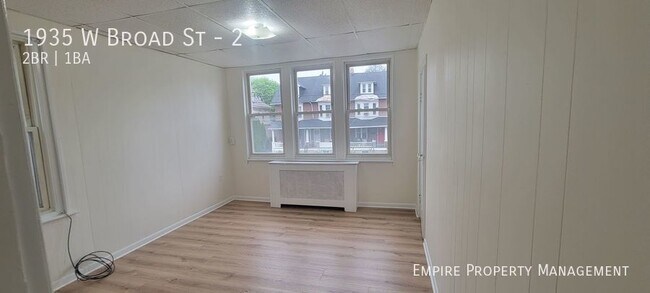Building Photo - 2nd floor: 2 Bedroom / 1 Bathroom in Bethl...
