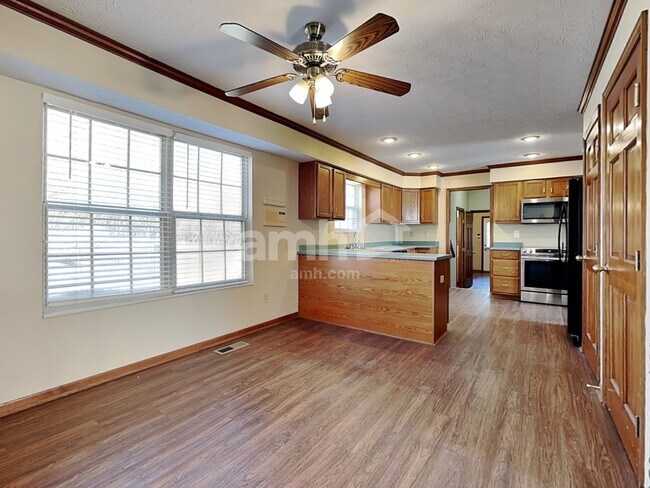 Foto del edificio - 6471 Willow Bend Dr