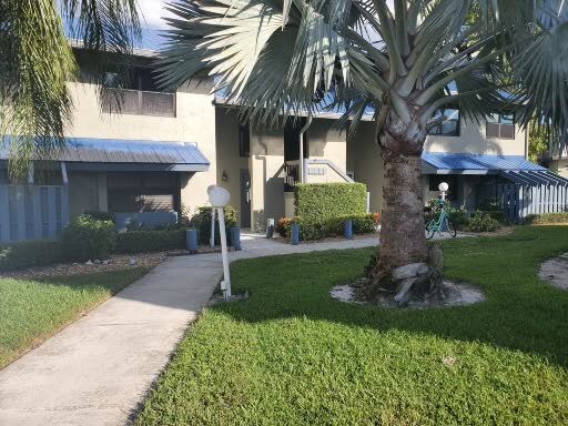 Foto principal - 1411 NE 14th Ct