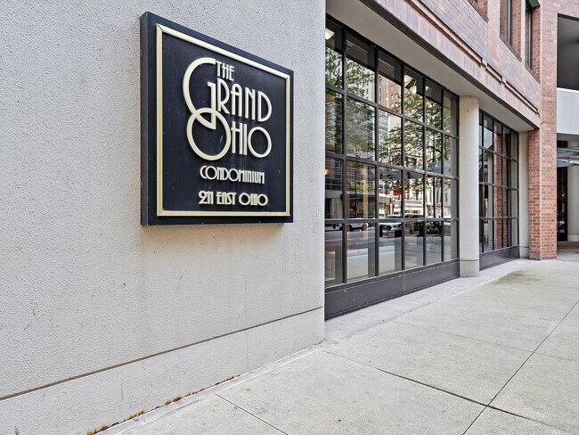 Foto del edificio - 211 E Ohio St