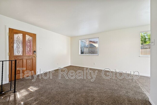 Foto del edificio - 3685 W 90th Pl