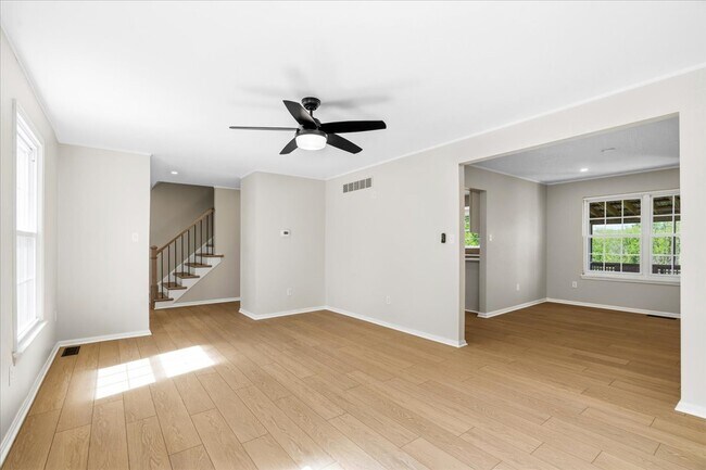 Building Photo - 7375 Freestate Dr