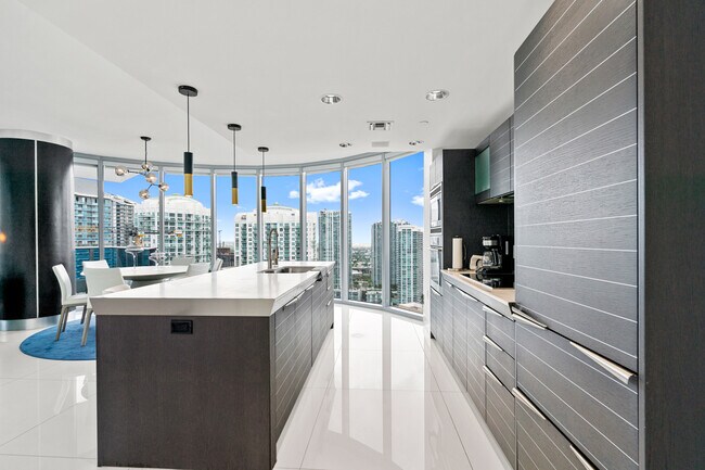 Foto del edificio - 200 Biscayne Blvd Way