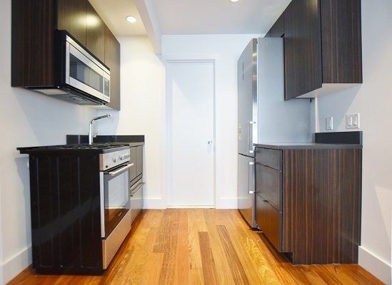 Primary Photo - 163 Ludlow St