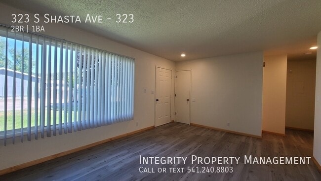 Building Photo - 323 S Shasta Ave
